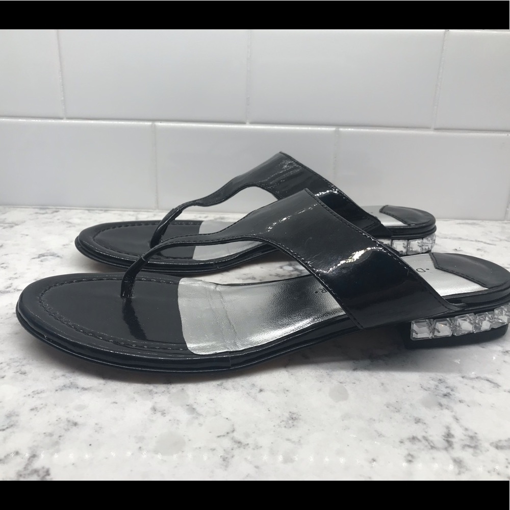 Donald Pliner Patent Sandals - Picture 3 of 7